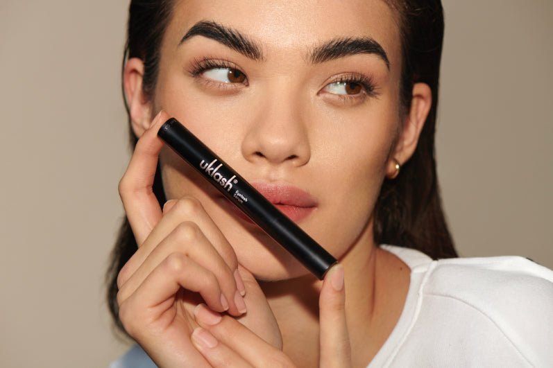 How to Apply Lash Serum (3 Step Guide) - UKLASH