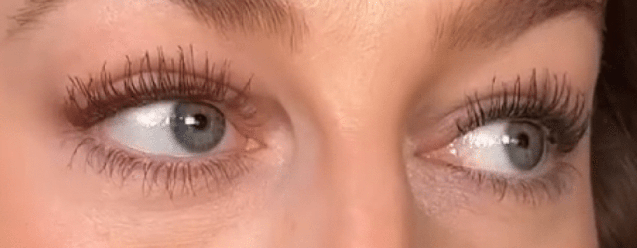 Is Brown Mascara Better Than Black? The Best Mascara for Every Eye Colour - UKLASH