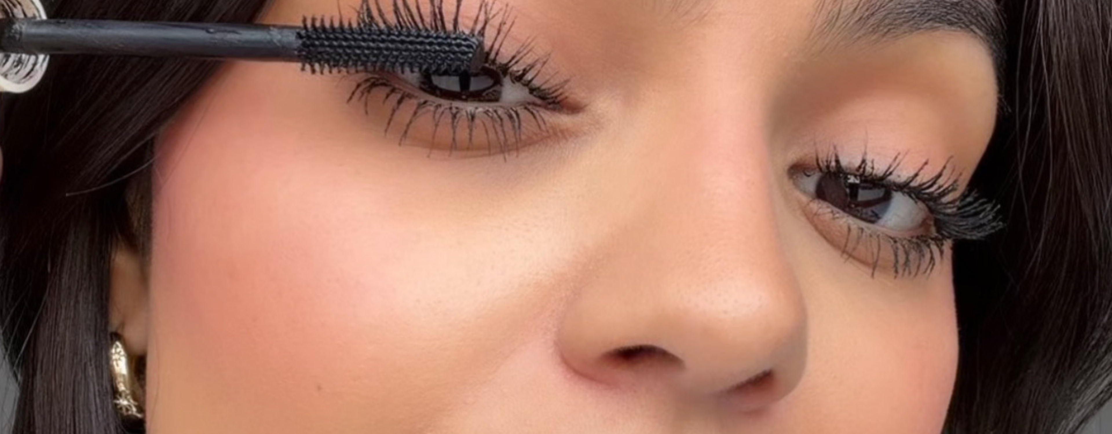 3 Easy Beauty Habits That Can Transform Your Lashes