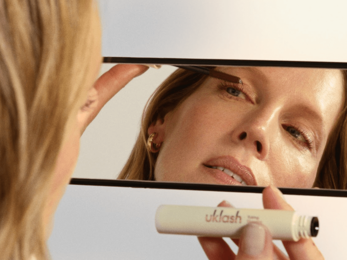 What Is Tubing Mascara? 5 Reasons It’s Your New Makeup Must-Have - UKLASH