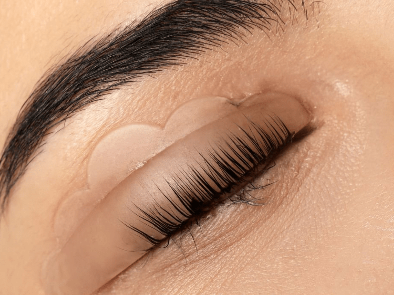 How to Reverse a Lash Lift (Without Damaging Your Lashes) - UKLASH