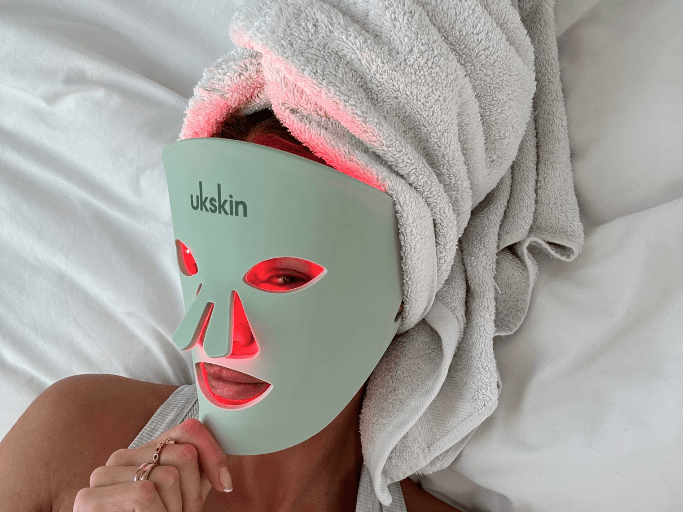LED Face Masks: The Ultimate Guide & 6 Things To Know Before You Buy - UKLASH