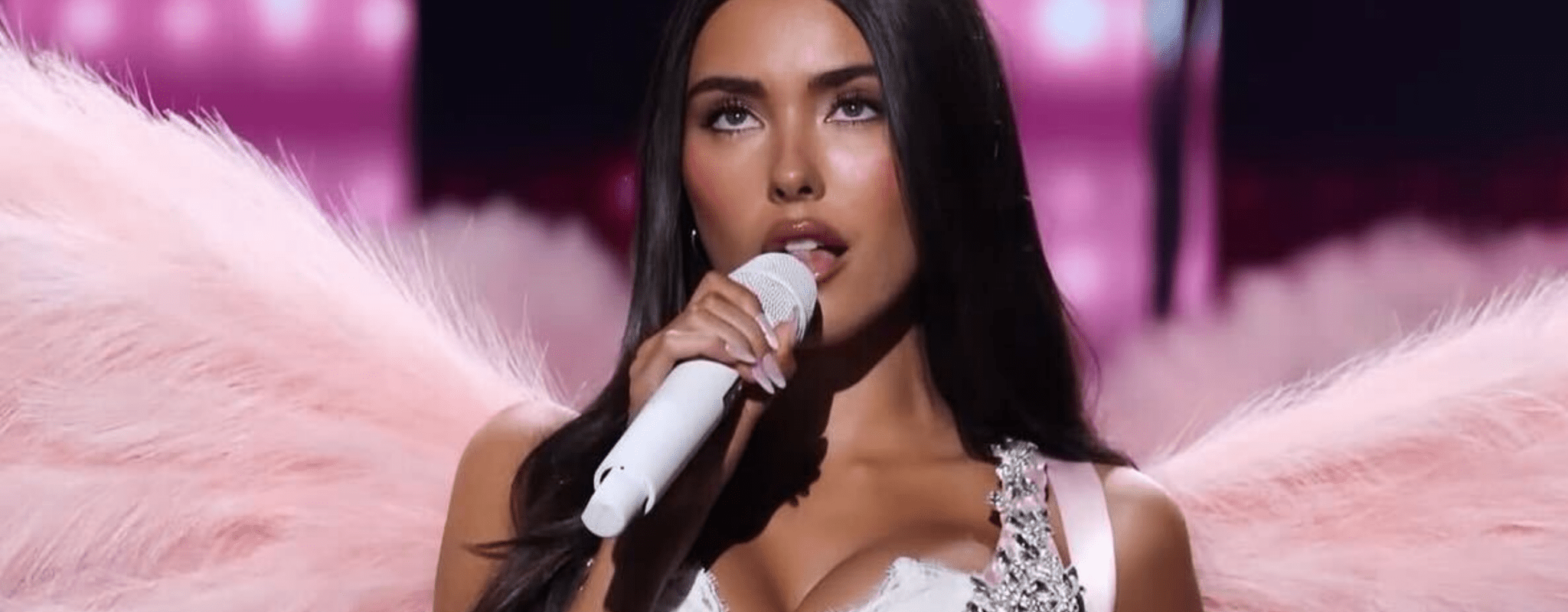 Watch Victoria's Secret Show 2025: Madison Beer's Look with UKLASH
