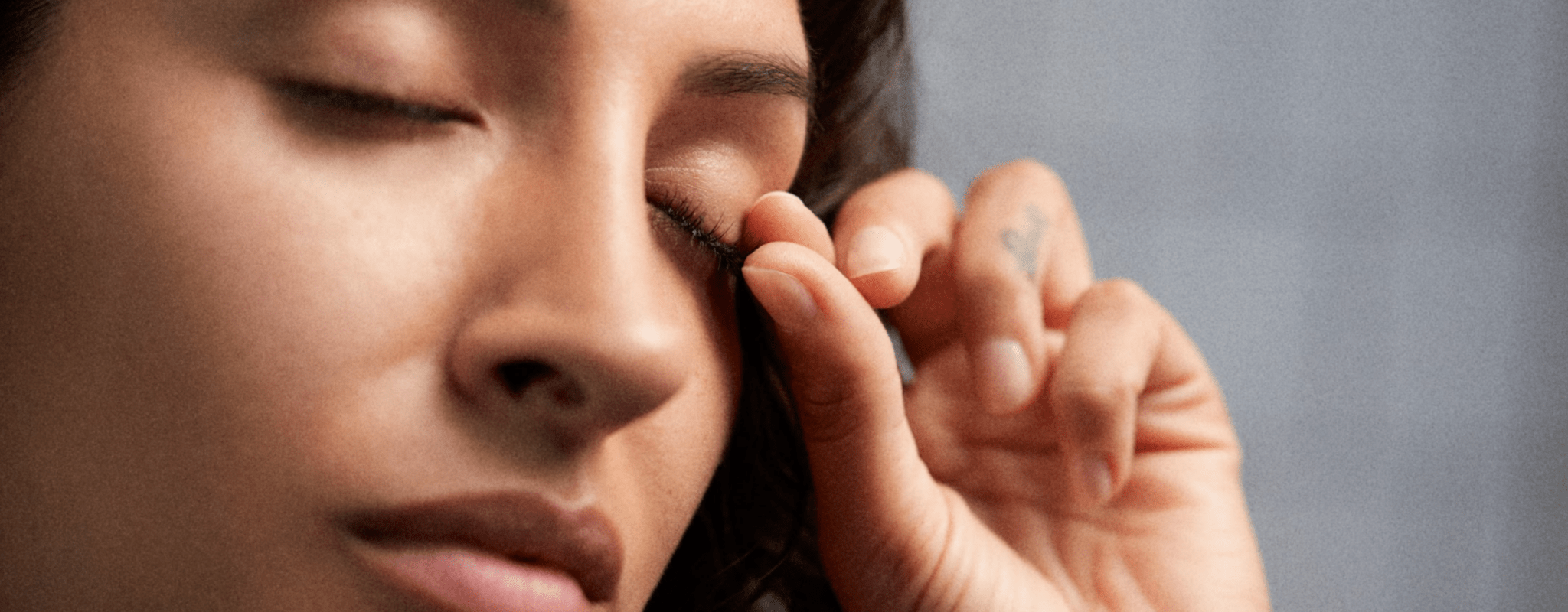 Why Are My Eyelashes Falling Out? 5 Surprising Reasons for Eyelash Loss - UKLASH